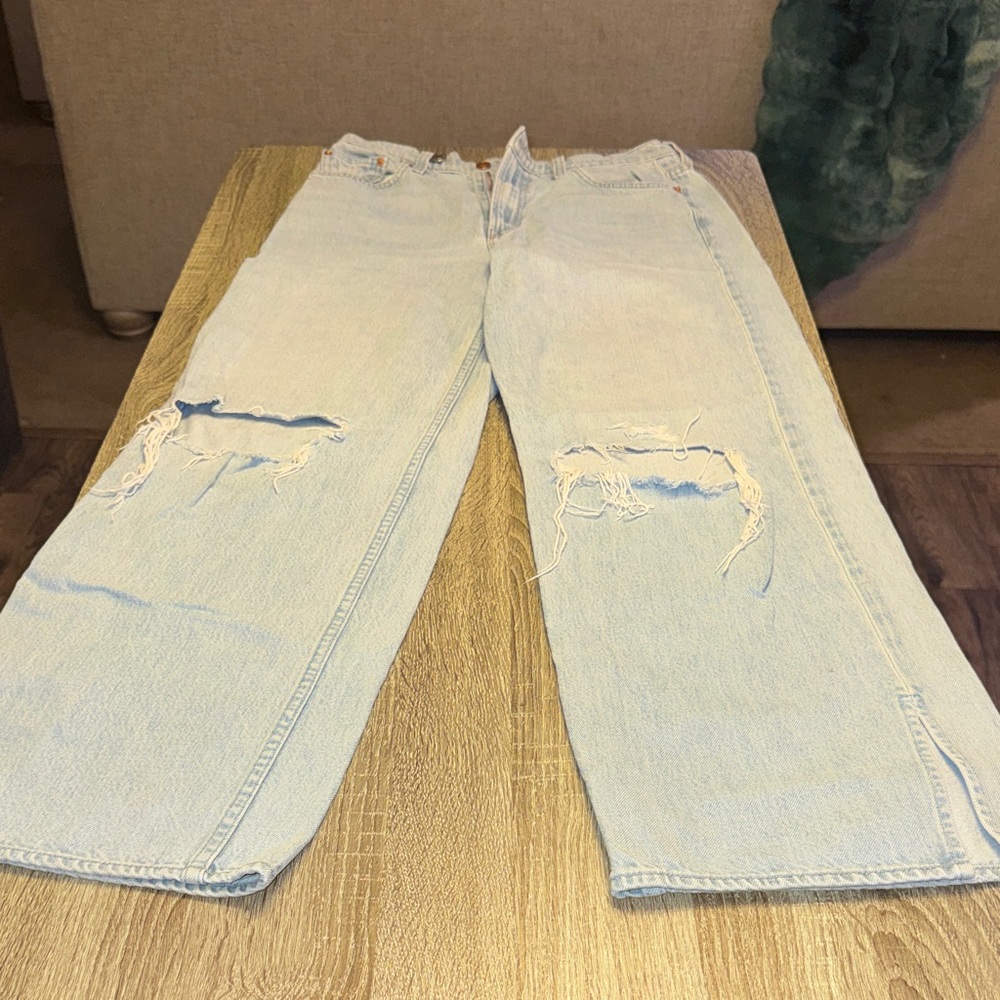 Light Blue Distressed Women’s Jeans
